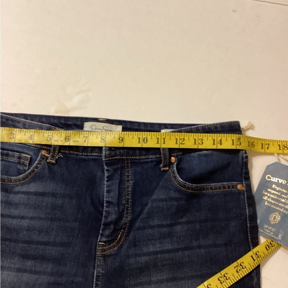 Jessica Simpson Adored High Rise Flare Jeans Size 30X30 - Picture 11 of 11